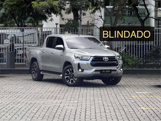 TOYOTA HILUX 2.8 SRX 4X4 CD 16V DIESEL 4P AUTOMÁTICO